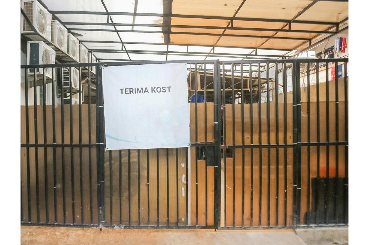 Hotel Koolkost Near Rs Graha Kedoya Jakarta Exterior foto